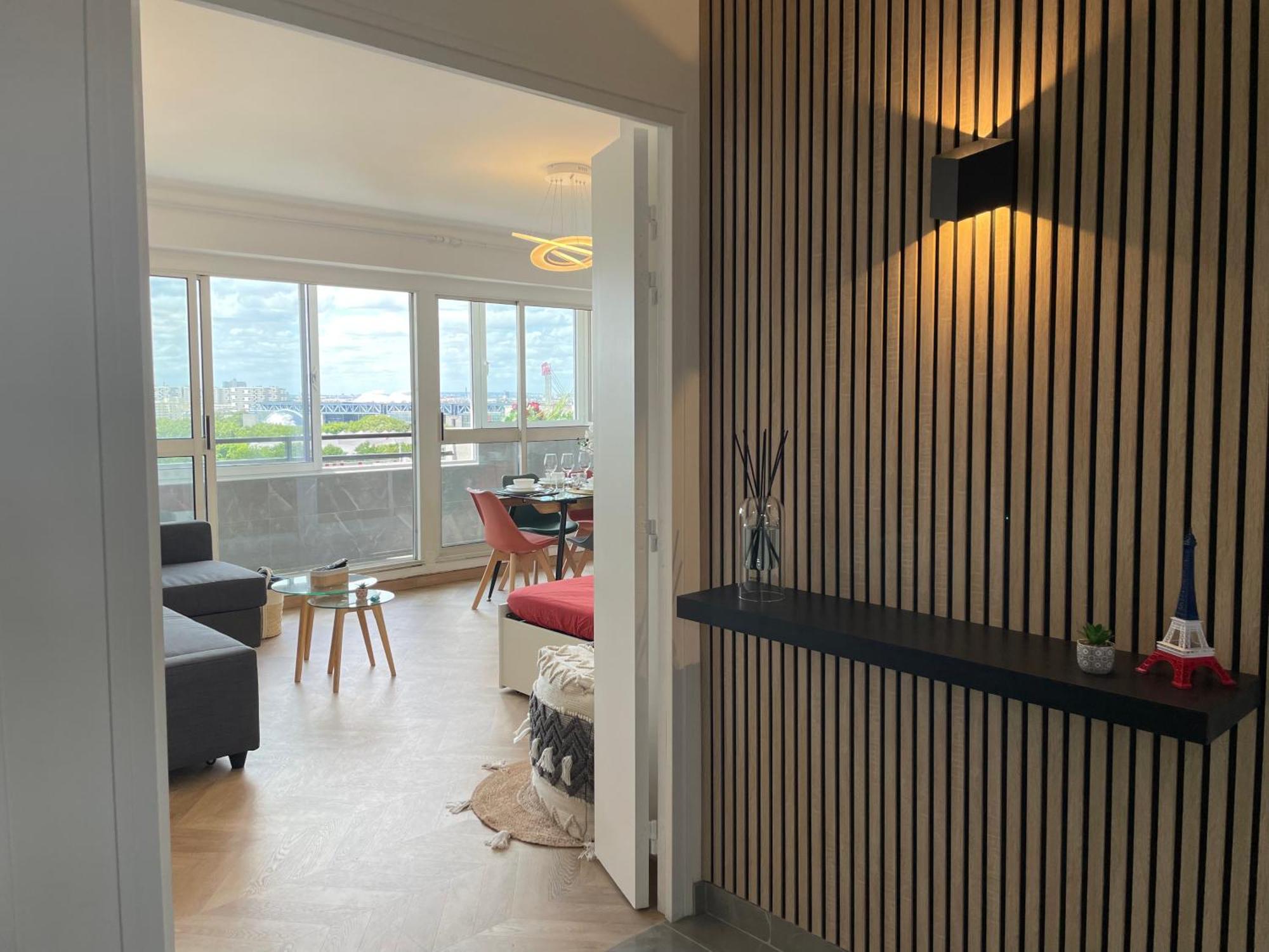 Paris Pantin Magnifique Appartement 4 Pieces De 108M2 Avec 2 Parking Interieur - Tres Cosy Pour 1 A 12 Personnes - Entierement Refait A Neuf Entire Apartment Luxurious And Warm - Pantin Paris 19 Eme Free Wifi Gratuit エクステリア 写真