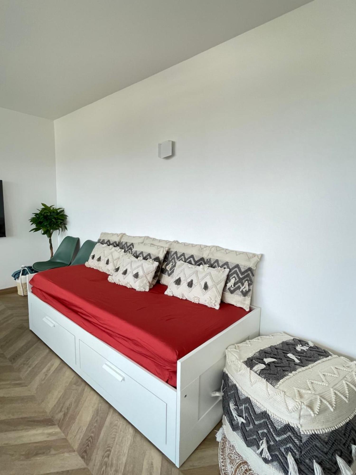 Paris Pantin Magnifique Appartement 4 Pieces De 108M2 Avec 2 Parking Interieur - Tres Cosy Pour 1 A 12 Personnes - Entierement Refait A Neuf Entire Apartment Luxurious And Warm - Pantin Paris 19 Eme Free Wifi Gratuit エクステリア 写真